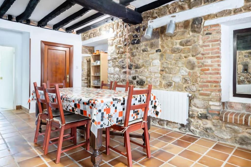 La Jomeruca ,Espaciosa Casa Rural Cerca De Playa Y Montana Carranceja Extérieur photo